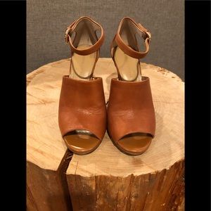 Banana Republic Rylee heels